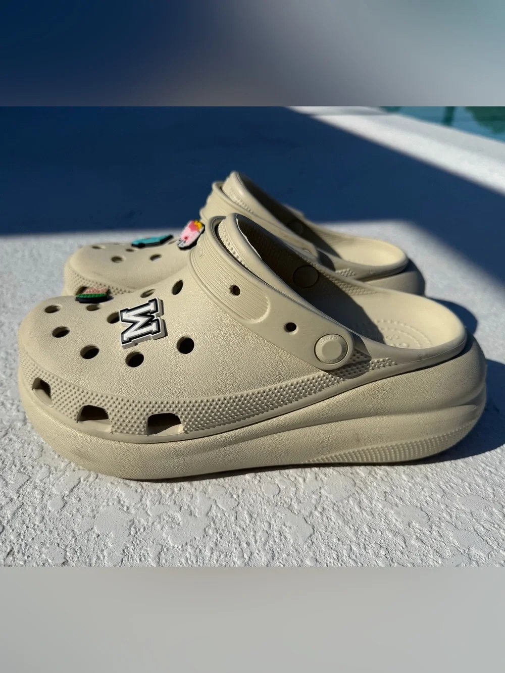 White CROCS Iconic Clogs Platform Clogs Size 8 Mega Crush With Charms